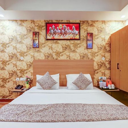 Hotel Red York By Byob Hotels Noida Exteriér fotografie