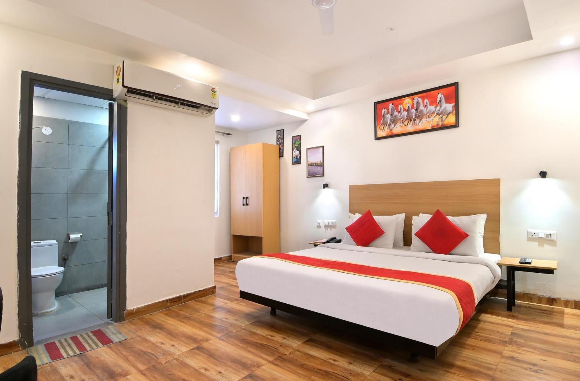 Hotel Red York By Byob Hotels Noida Exteriér fotografie
