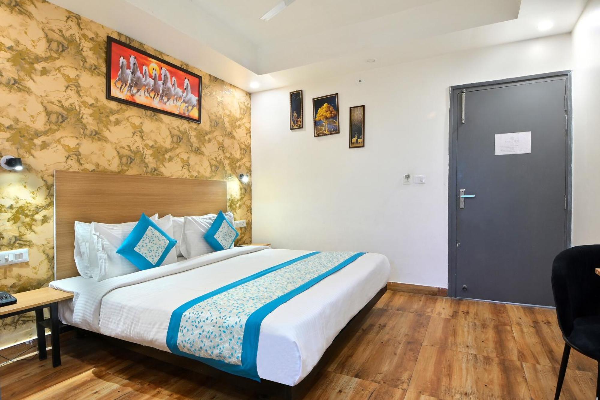 Hotel Red York By Byob Hotels Noida Exteriér fotografie