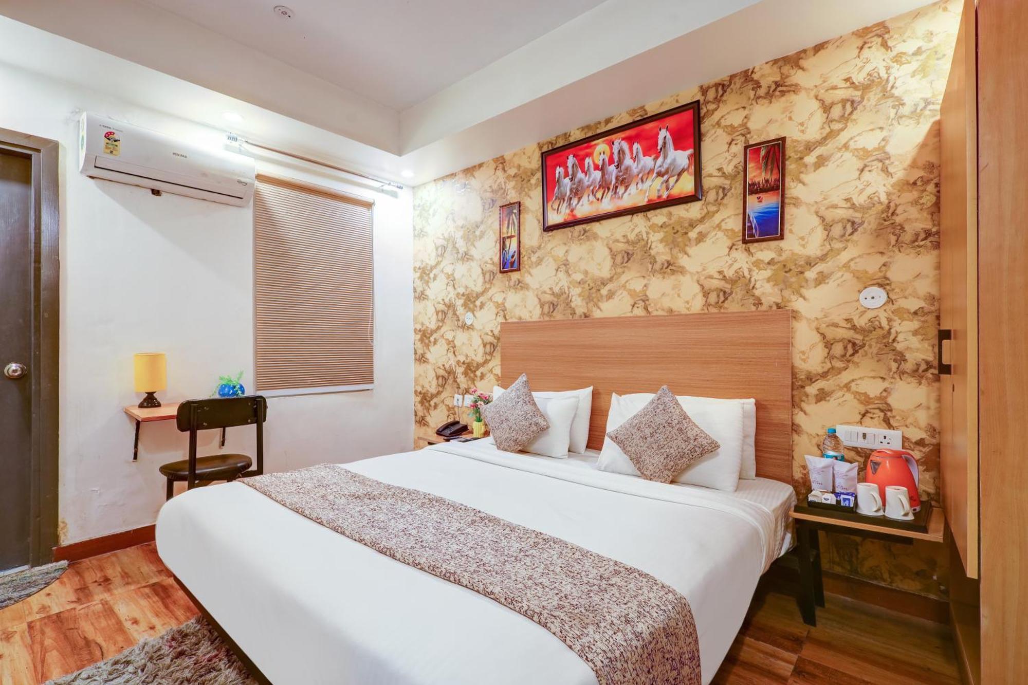 Hotel Red York By Byob Hotels Noida Exteriér fotografie