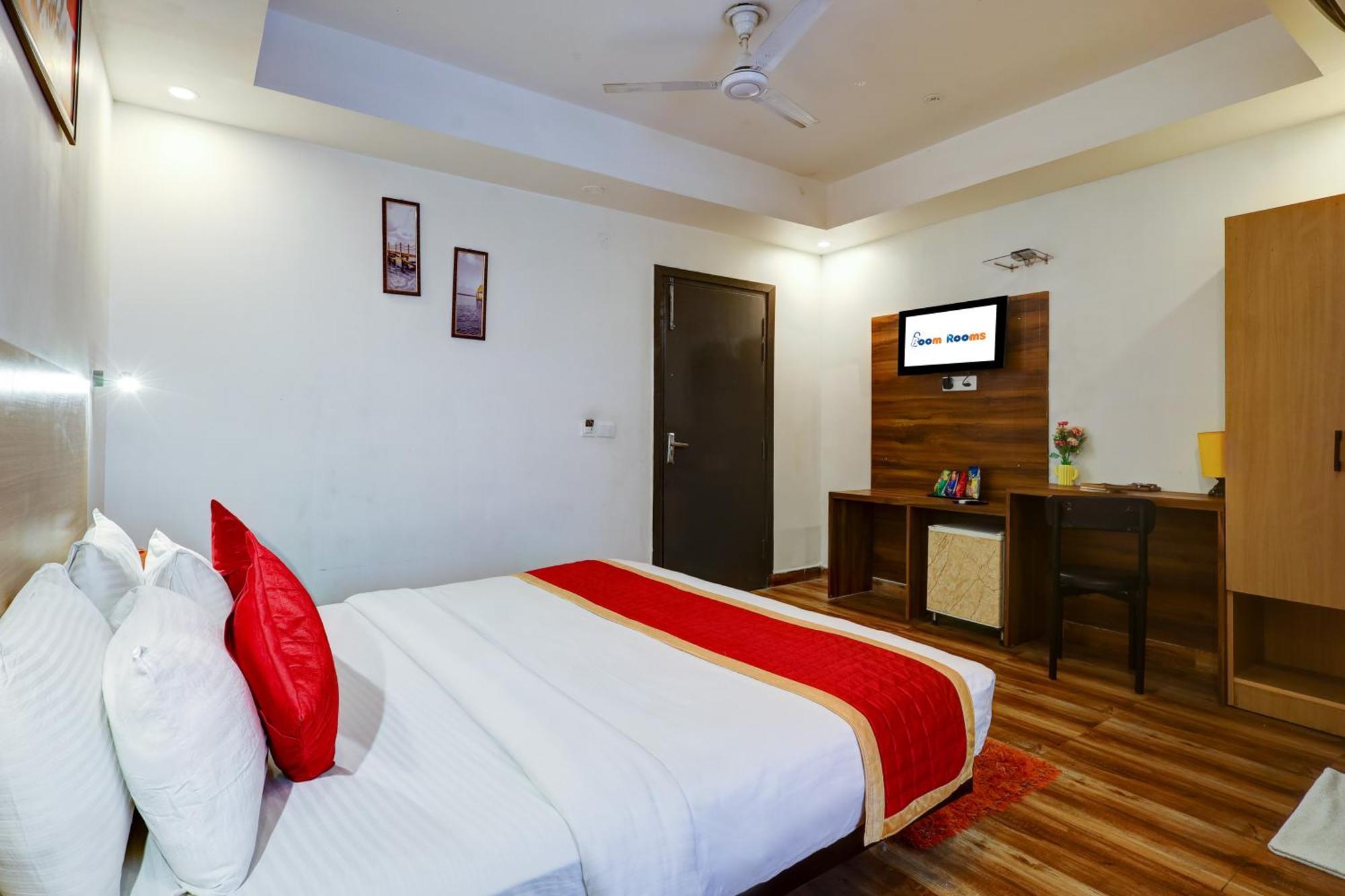 Hotel Red York By Byob Hotels Noida Exteriér fotografie